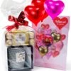 Liefde Cadeaupakket - Valentijn Geschenk - Ferrero Rocher Chocolade - Mok - LOVE Balloon Set 16 Stuks - Relatiegeschenk Giftbox