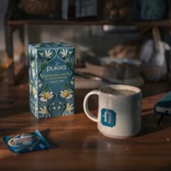 Pukka Chamomile Vanille & Manuka Honing Thee -Voedsel Serie Winkel 1200x1200 271