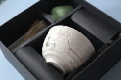 Premium Matcha Set - 5 Delige Matcha Cadeauset - Bamboo Klopper - Met Instructies - 100 Gram Matcha -Voedsel Serie Winkel 1200x800 14