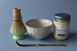 Premium Matcha Set - 5 Delige Matcha Cadeauset - Bamboo Klopper - Met Instructies - 100 Gram Matcha -Voedsel Serie Winkel 1200x800 15