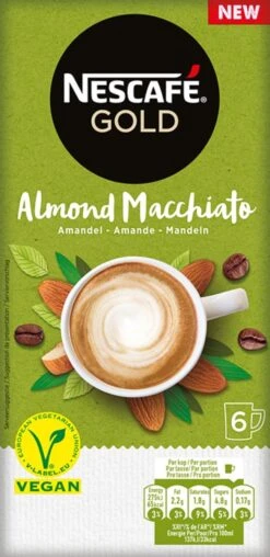 Nescafé Gold Almond Macchiato Oploskoffie - 6 Doosjes à 6 Zakjes -Voedsel Serie Winkel 583x1200 1