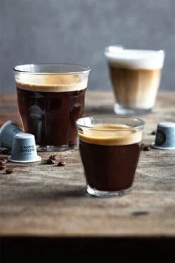 De Koffiejongens - Decaf - Nespresso Cups - 100% Biologisch Afbreekbaar - 60 Cups - 100% Nespresso Compatible 5 De Koffiejongens - Decaf - Nespresso Cups - 100% Biologisch Afbreekbaar - 60 Cups - 100% Nespresso Compatible -Voedsel Serie Winkel 800x1200 8