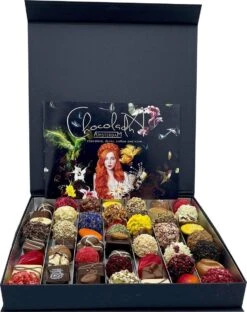 ChocolaDNA & Geruba - Grote Luxe Chocolade Truffels, Bonbons En Pralines Mix - Viering - Geschenkset - Chocoladecadeau